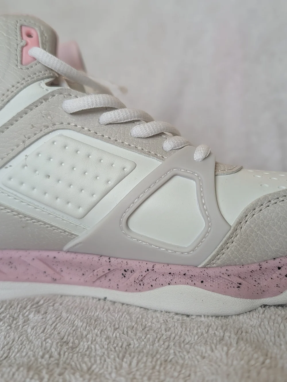 AND1 Kids High-Top Sneakers in White and Light Pink